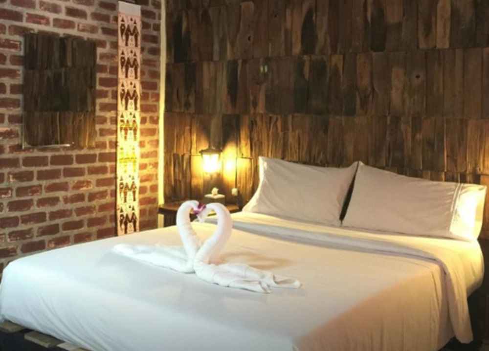 Baan Thai Homestay By Bgb Villas Παραλία Κάτα Εξωτερικό φωτογραφία